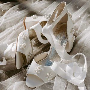 Forever Soles Melody Low Heels Ivory